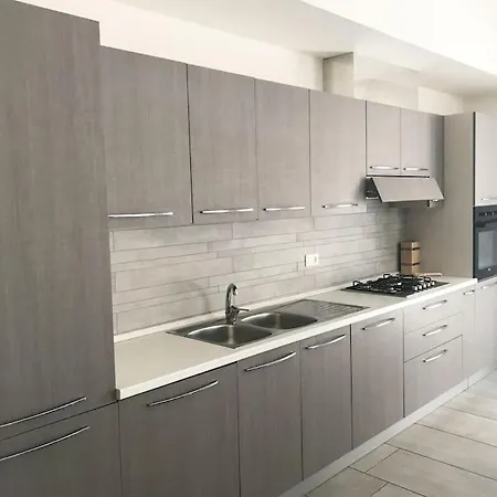 Apartament Silvy House *